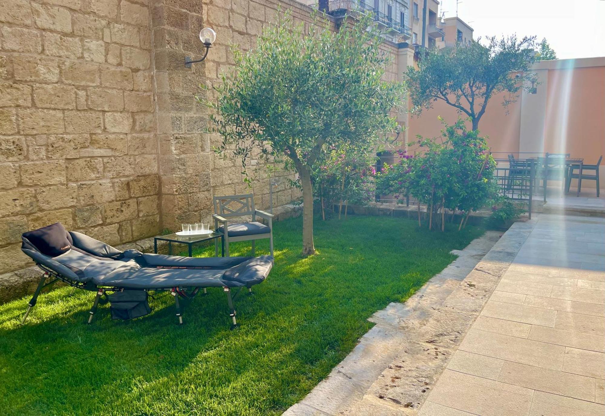 Palazzo Pitagora Hotel Taranto Eksteriør billede