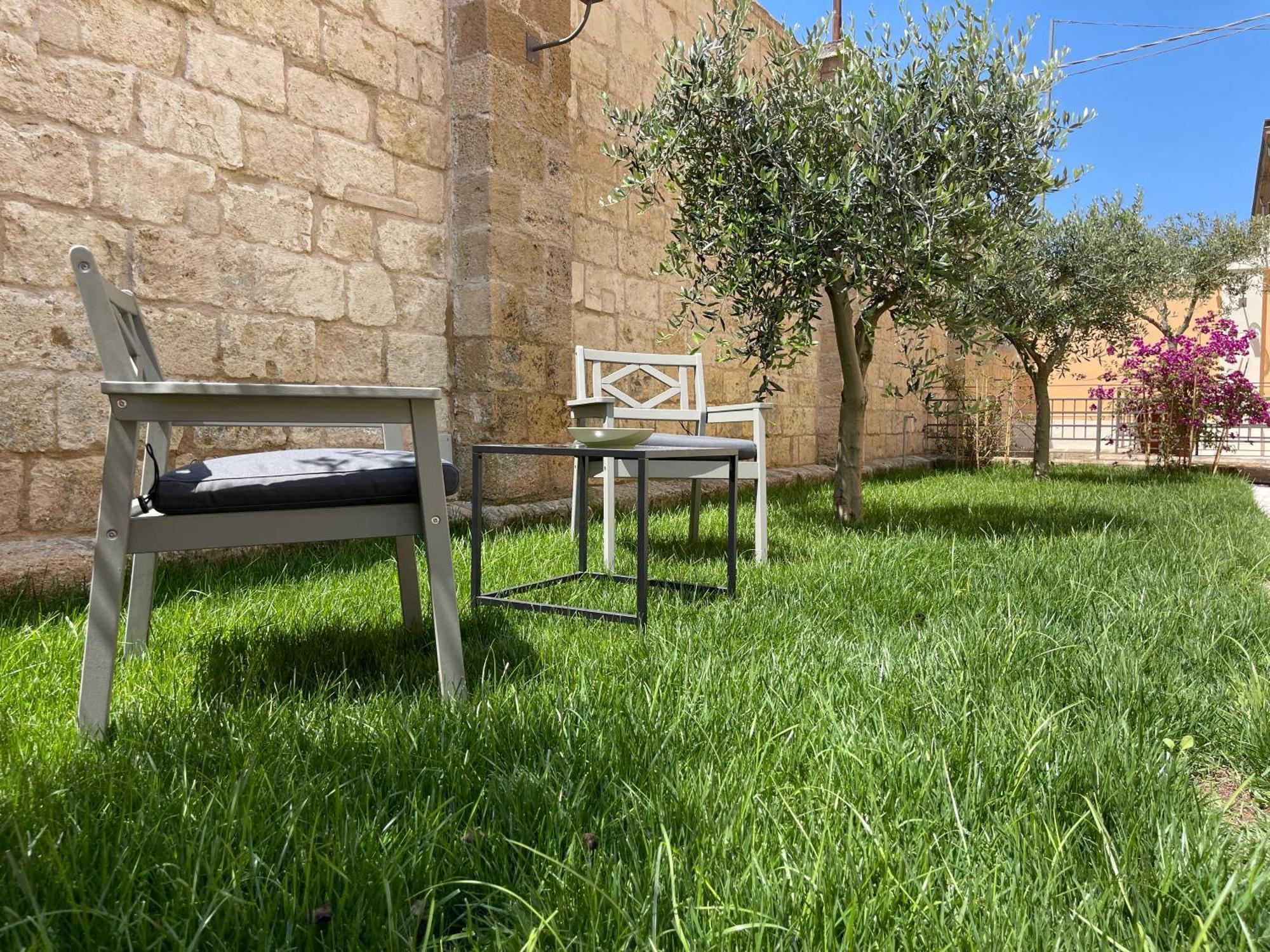 Palazzo Pitagora Hotel Taranto Eksteriør billede