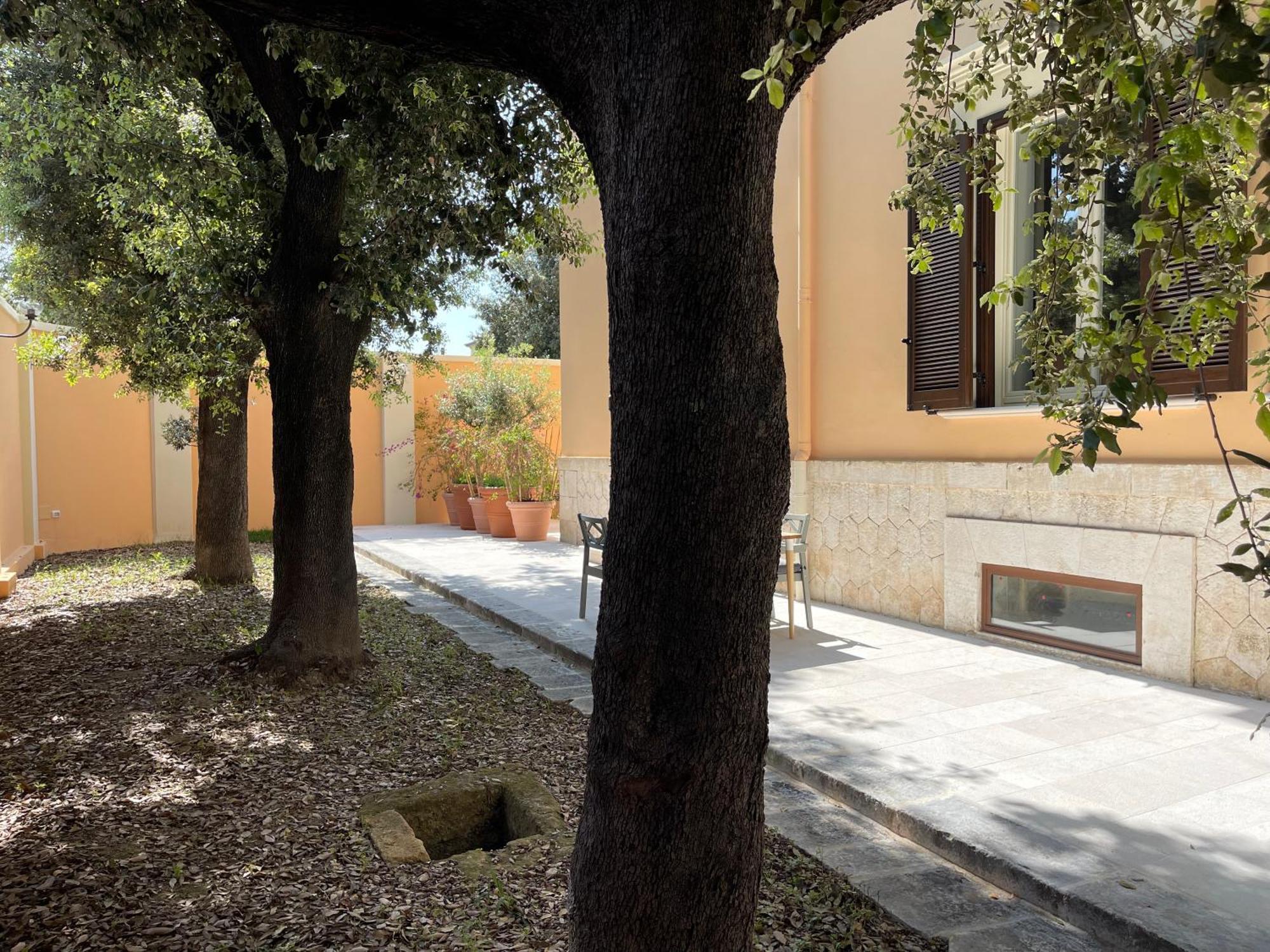 Palazzo Pitagora Hotel Taranto Eksteriør billede
