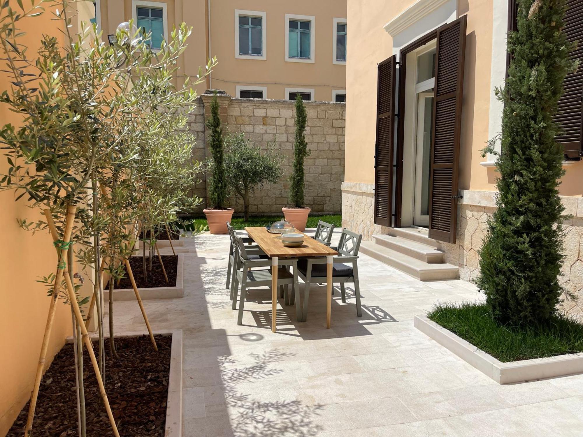 Palazzo Pitagora Hotel Taranto Eksteriør billede